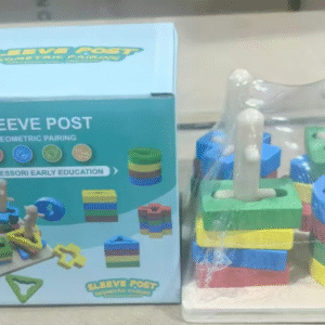 geometric four-column sleeve